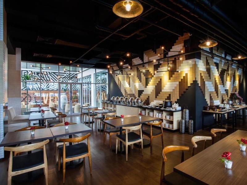 Maxonehotels.Com At Tidar Σουραμπάγια Εξωτερικό φωτογραφία