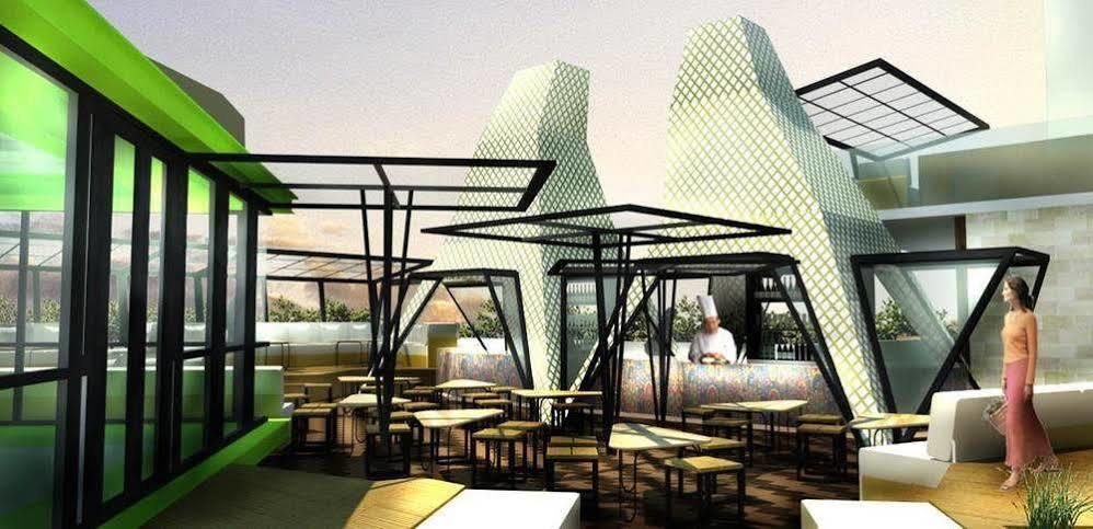 Maxonehotels.Com At Tidar Σουραμπάγια Εξωτερικό φωτογραφία