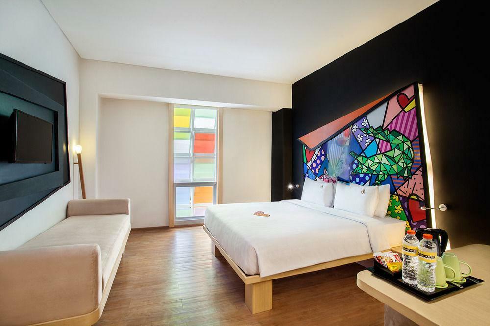 Maxonehotels.Com At Tidar Σουραμπάγια Εξωτερικό φωτογραφία